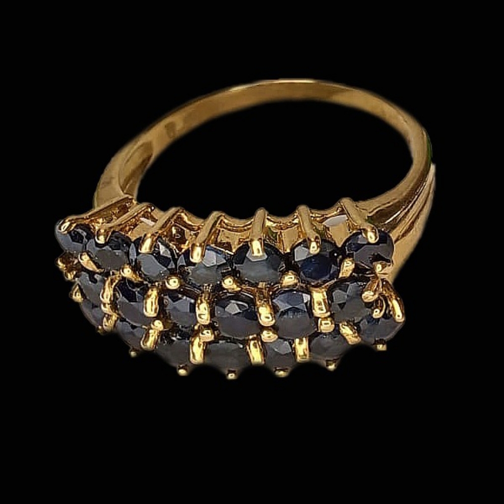 Yellow gold sapphire ring new